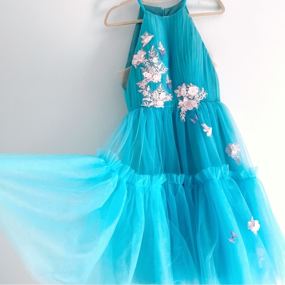 Short Formal Dress in Tulle for Homecoming Prom or Wedding with 3D Butterflies - Picture 1 of 7